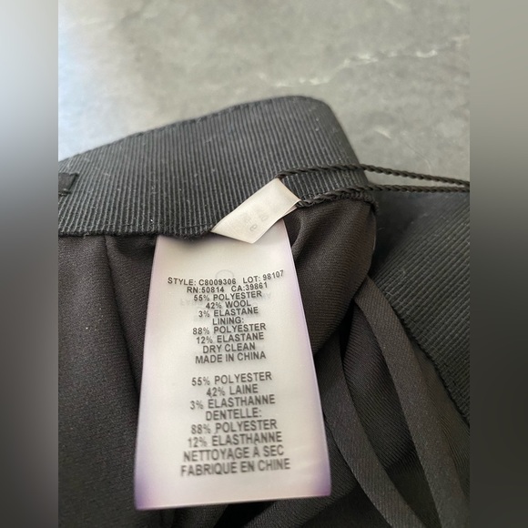 Elie Tahari women’s skirt. NWT. Size 6 - Picture 7 of 8